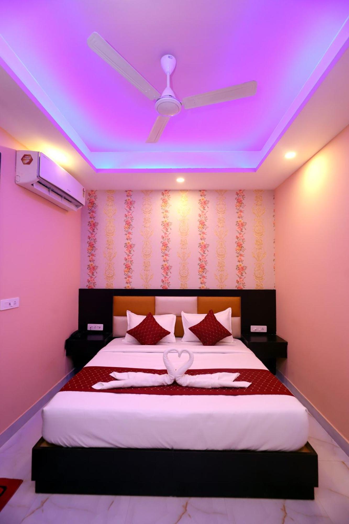 Suites Admiral Delhi Airport Νέο Δελχί Εξωτερικό φωτογραφία