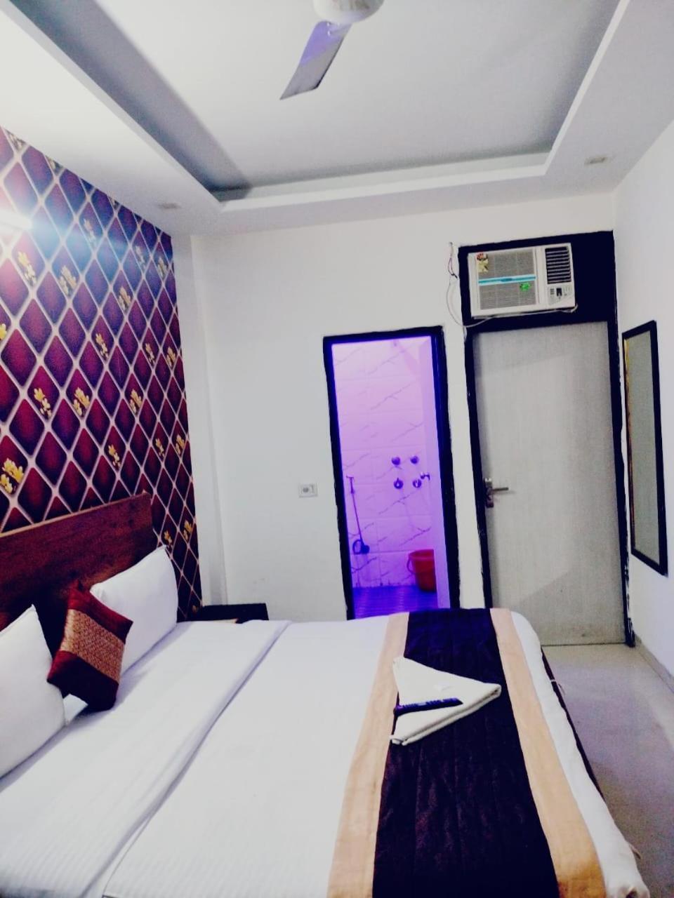 Suites Admiral Delhi Airport Νέο Δελχί Εξωτερικό φωτογραφία