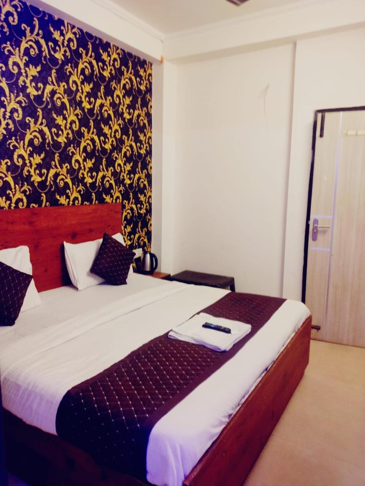 Suites Admiral Delhi Airport Νέο Δελχί Εξωτερικό φωτογραφία