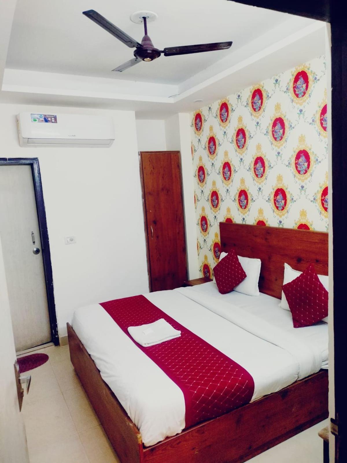 Suites Admiral Delhi Airport Νέο Δελχί Εξωτερικό φωτογραφία